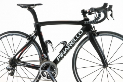 ピナレロ DOGMA F8 ジャガーとの共同開発により誕生した次世代の